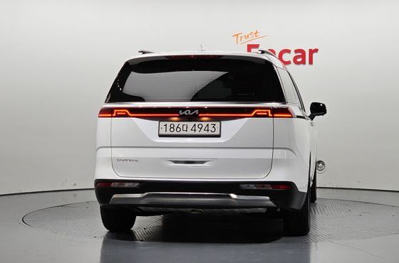 Kia Carnival Diesel 9-Seater Noblesse — пробег 96 043 км — фото 4 из 5