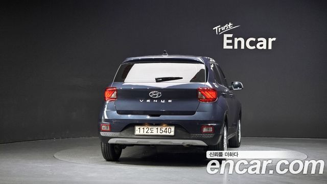Hyundai Venue из Кореи Encar