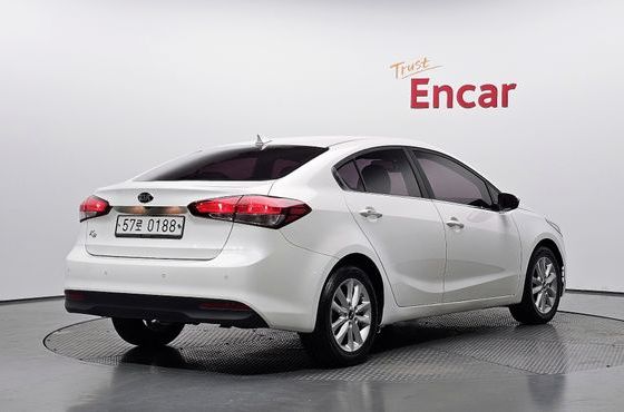 Kia K3 Trendy — пробег 89 830 км — фото 2 из 5