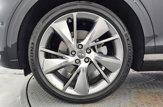 Genesis GV70 2.5T Gasoline 2WD — пробег 28 619 км — фото 5 из 5