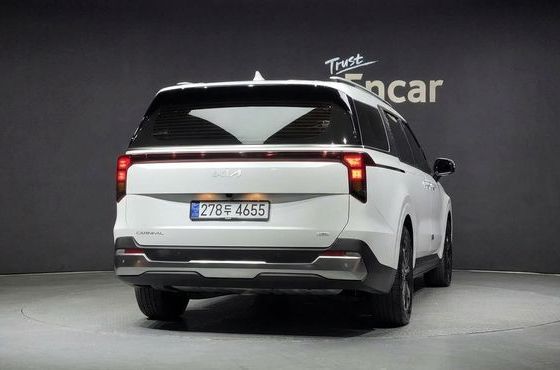 Kia Carnival HEV 9seater Nobless — пробег 34 107 км — фото 4 из 5