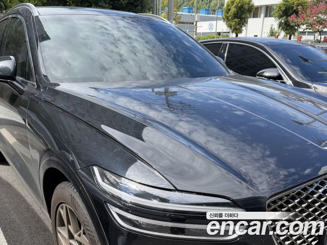 Genesis GV70 2.5T Gasoline AWD — пробег 135 000 км — фото 2 из 5