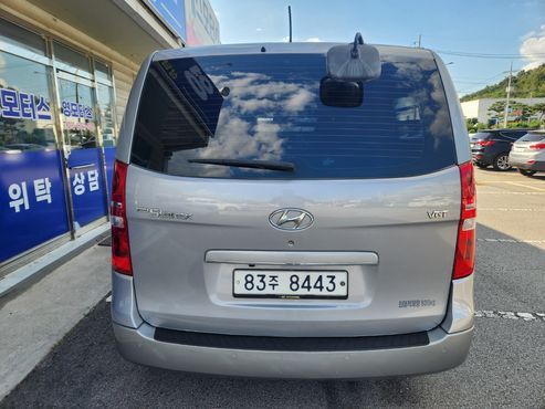 Hyundai Starex 5-Seater VAN Smart — пробег 145 000 км — фото 4 из 5