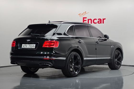 Bentley Bentayga 6.0 W12 — пробег 73 238 км — фото 2 из 5