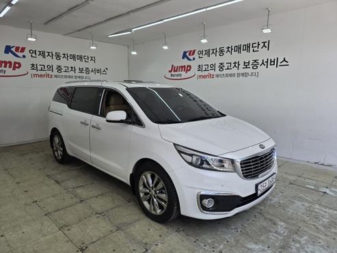 Kia Carnival 9-seater Noblesse — пробег 184 658 км — фото 2 из 5