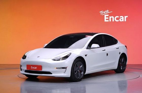 Tesla Model 3 Long Range AWD — пробег 82 802 км — фото 1 из 5
