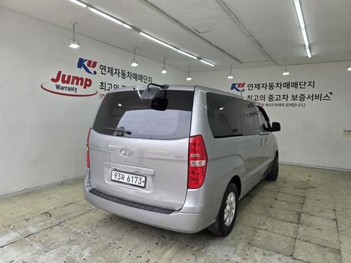 Hyundai Starex 5-Seater VAN CVX Luxury — пробег 238 158 км — фото 4 из 5