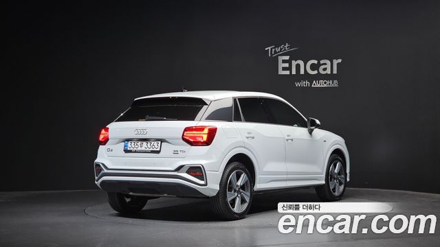 Audi Q2 35 TDI Premium — пробег 20 170 км — фото 2 из 5