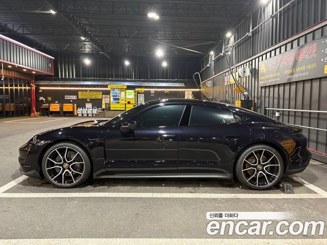 Porsche Taycan Base — пробег 23 000 км — фото 2 из 5