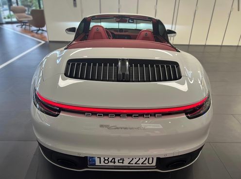Porsche 911 Carrera 4S Cabriolet — пробег 5 100 км — фото 4 из 5