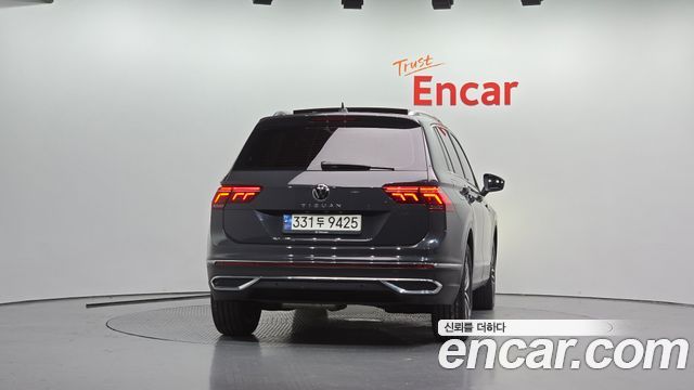 Volkswagen Tiguan 2.0 TDI Prestige — пробег 108 389 км — фото 4 из 5