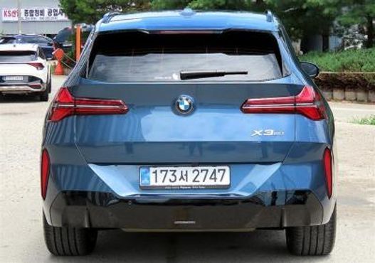 BMW X3 xDrive 20 M Sport Pro — пробег 12 400 км — фото 4 из 5
