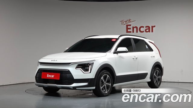 Kia Niro Best Selection — пробег 10 073 км — фото 1 из 5