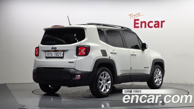 Jeep Renegade 2.4 Longitude High — пробег 197 077 км — фото 2 из 5