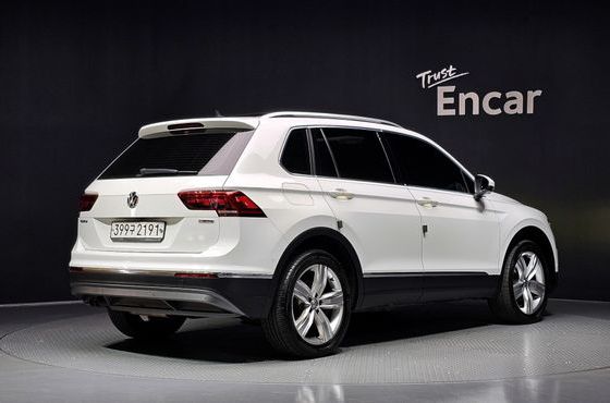 Volkswagen Tiguan 2.0 TDI 4Motion Prestige — пробег 97 101 км — фото 2 из 5
