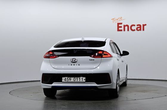 Hyundai Ioniq Q — пробег 171 736 км — фото 4 из 5