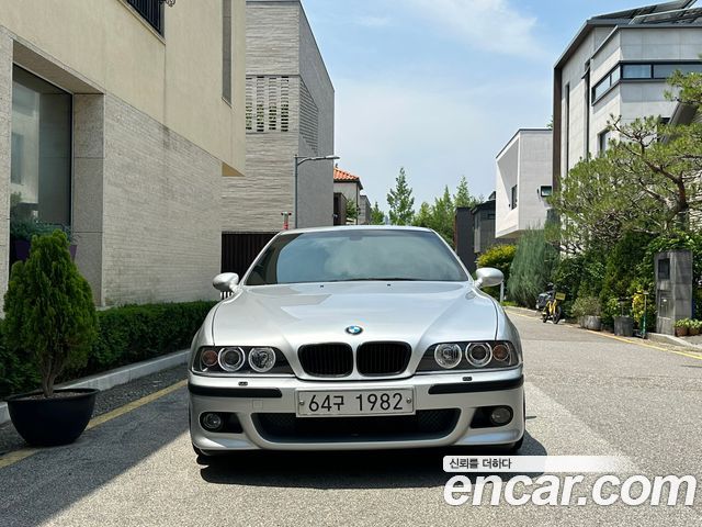 BMW M5 M5 Sedan — пробег 139 000 км — фото 1 из 5