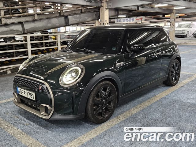 Mini Cooper 3Door Resolute Edition 3rd Gen — пробег 89 764 км — фото 1 из 5