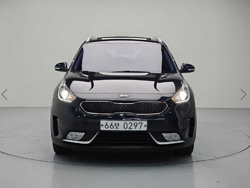Kia Niro Noblesse — пробег 184 106 км — фото 3 из 5