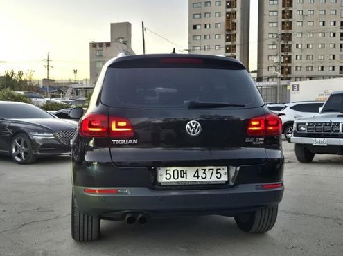 Volkswagen Tiguan 2.0 TDI Premium 5N — пробег 158 390 км — фото 3 из 5