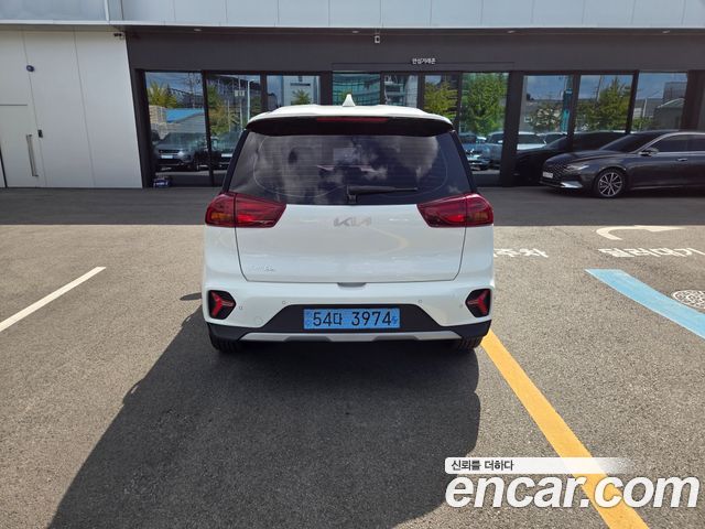 Kia Niro Air — пробег 142 447 км — фото 3 из 5