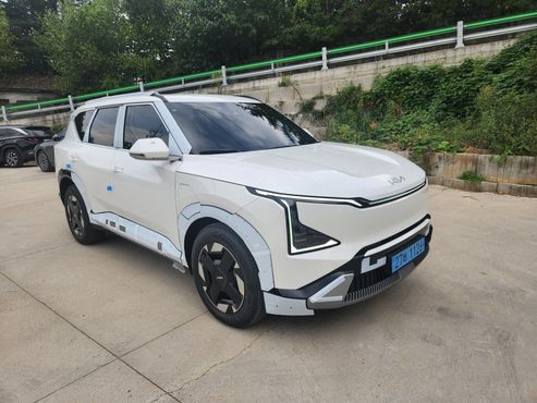 Kia EV5 Long Range 2WD Earth — пробег 14 км — фото 2 из 5