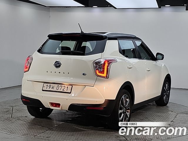 Ssangyong TIBOLI из Кореи Encar