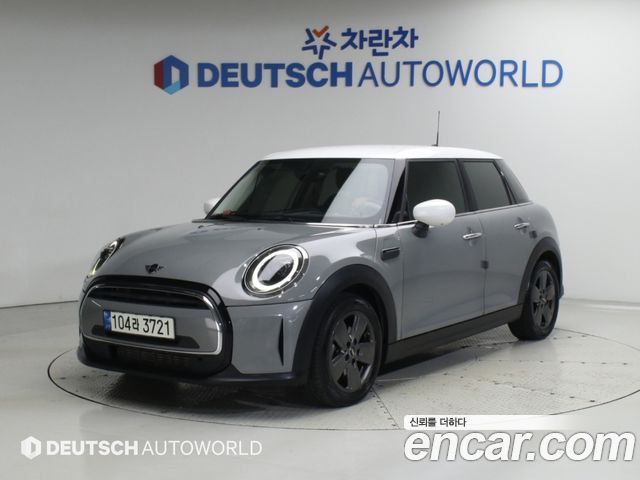 Mini Cooper 5Door Classic Third Generation — пробег 94 243 км — фото 1 из 5