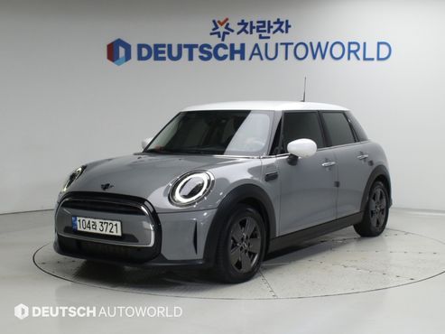 Mini Cooper 5Door Classic Third Generation — пробег 94 243 км — фото 1 из 5