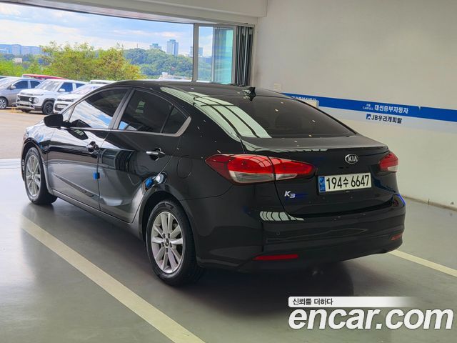 Kia K3 из Кореи Encar