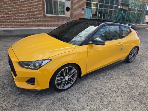 Hyundai Veloster 1.6 Turbo Sport Core — пробег 134 430 км — фото 4 из 5