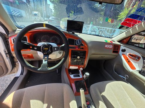 Hyundai AVANTE 1.5 DOHC Deluxe Deluxe — пробег 230 000 км — фото 4 из 5