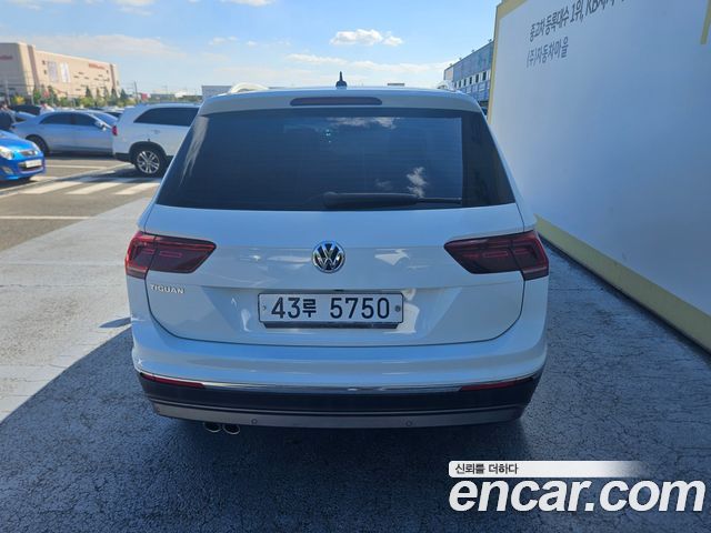 Volkswagen Tiguan из Кореи Encar