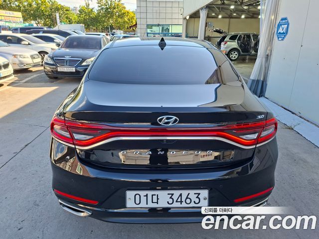 Hyundai Grandeur из Кореи Encar
