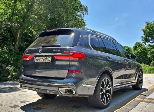 BMW X7 xDrive 40i M Sport 6STR — пробег 73 721 км — фото 3 из 5