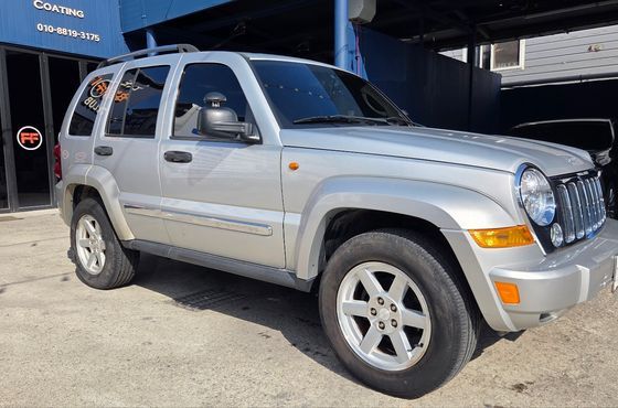 Jeep Cherokee 3.7 KJ — пробег 82 359 км — фото 2 из 5
