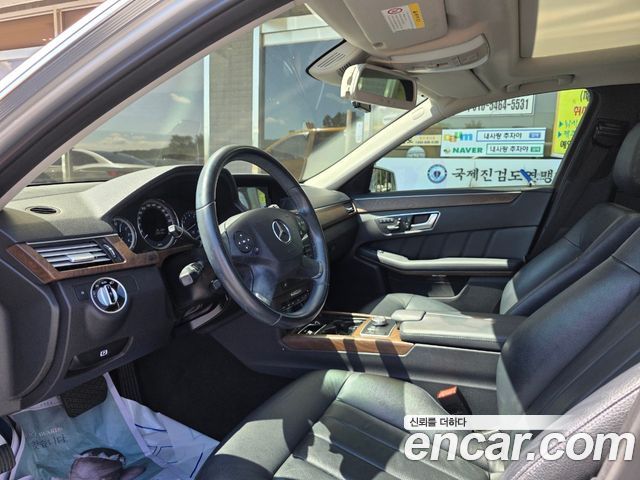 Mercedes-Benz E-Class из Кореи Encar