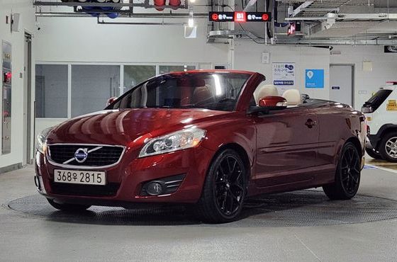 Volvo C70 CONVERTIBLE 2nd — пробег 155 500 км — фото 1 из 5
