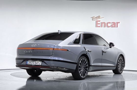 Hyundai Grandeur Calligraphy — пробег 16 616 км — фото 2 из 5