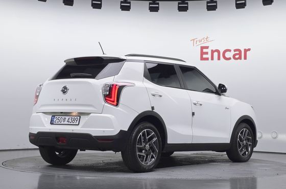 Ssangyong TIBOLI Gasoline 1.5 2WD V3 — пробег 41 814 км — фото 2 из 5