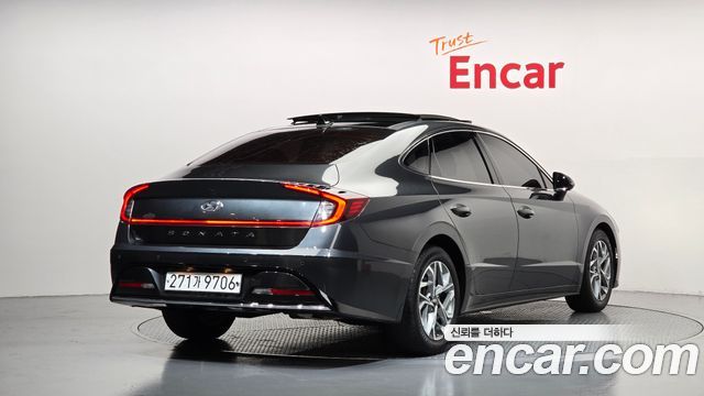 Hyundai Sonata 2.0 Premium — пробег 63 943 км — фото 2 из 5