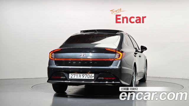 Hyundai Sonata 2.0 Premium — пробег 63 943 км — фото 4 из 5