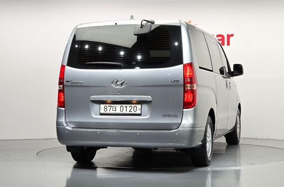 Hyundai Starex Van 5-Seater Modern — пробег 109 712 км — фото 4 из 5