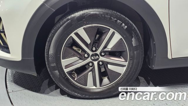 Kia Niro из Кореи Encar