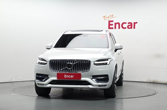 Volvo XC90 B6 Inscription — пробег 135 611 км — фото 3 из 5