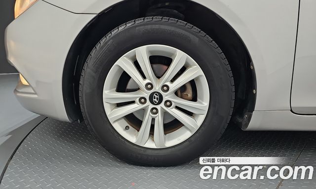 Hyundai Sonata LPi Top — пробег 139 668 км — фото 5 из 5