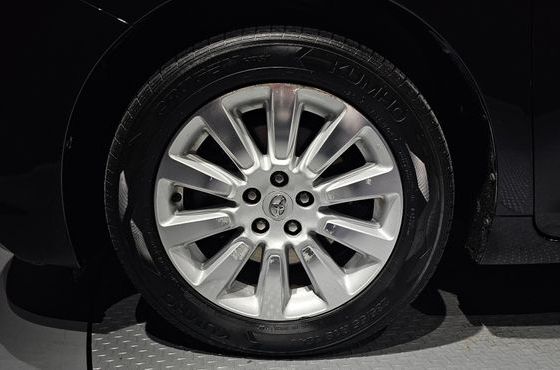 Toyota Sienna 3.5 AWD — пробег 128 709 км — фото 5 из 5