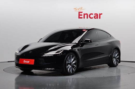Tesla Model 3 RWD — пробег 40 523 км — фото 1 из 5