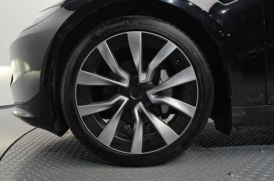 Tesla Model 3 RWD — пробег 40 523 км — фото 5 из 5