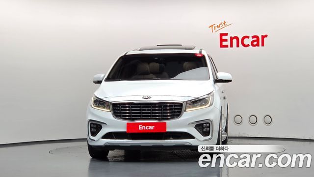 Kia Carnival из Кореи Encar
